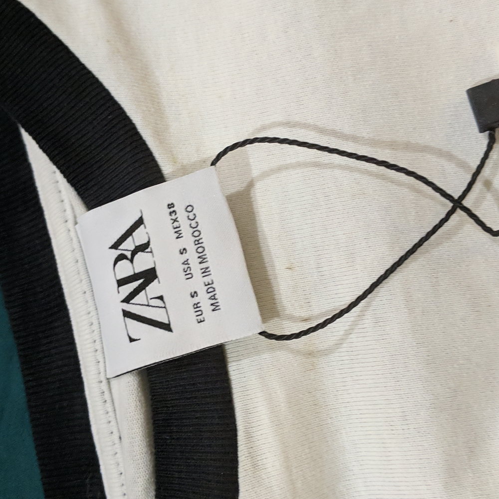 Zara - Picture 3 of 4